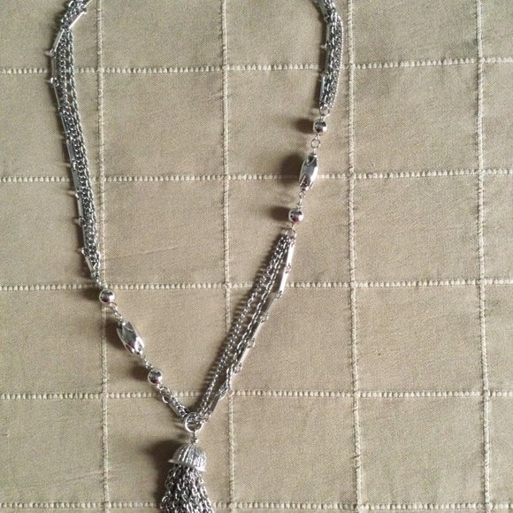 Women's long necklace silver tone metal chains beads multilayered 21" - Picture 2 of 4
